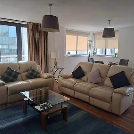 Grand Canal Square Apartments Dublin Exterior photo