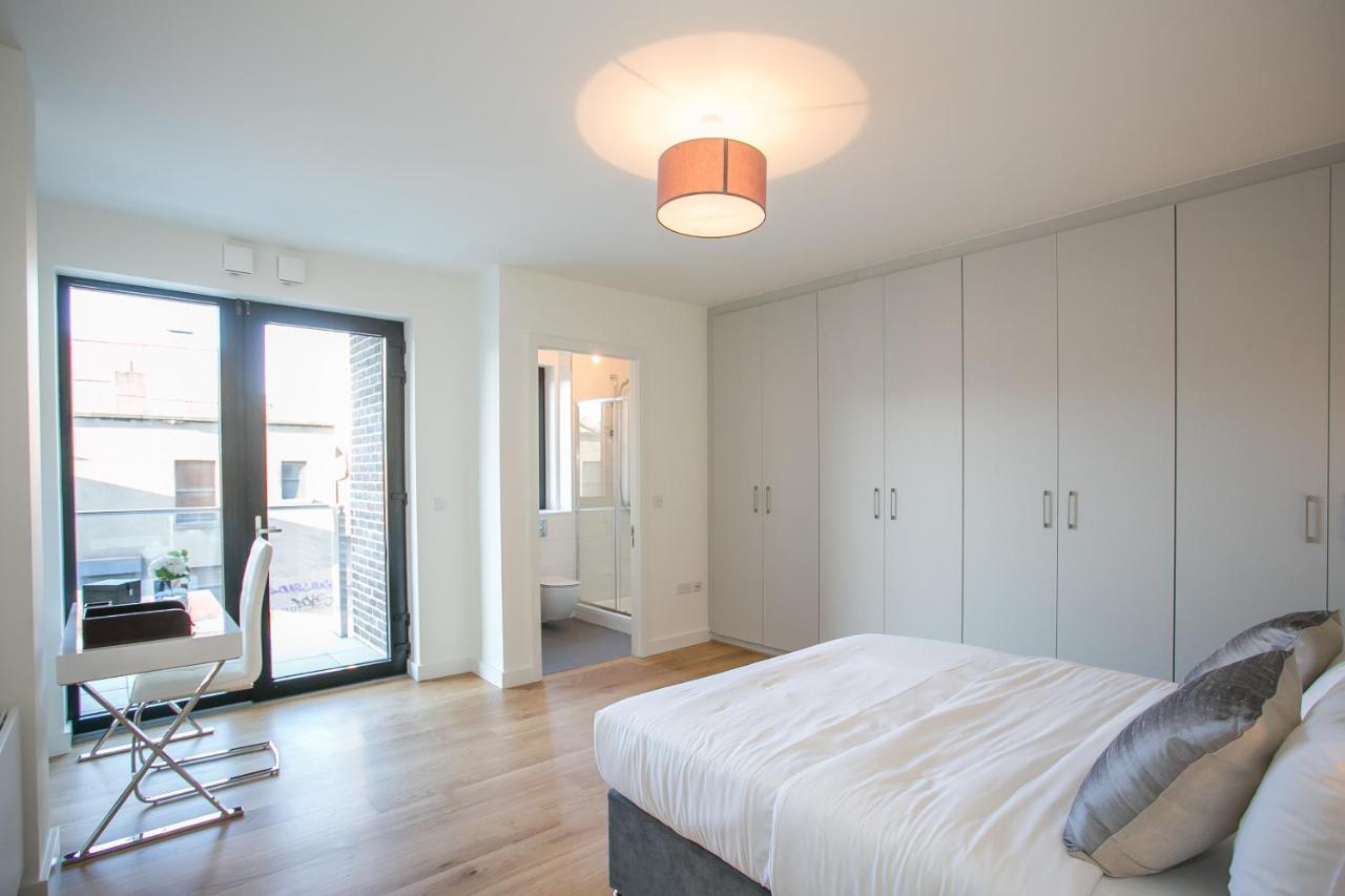 Grand Canal Square Apartments Dublin Exterior photo