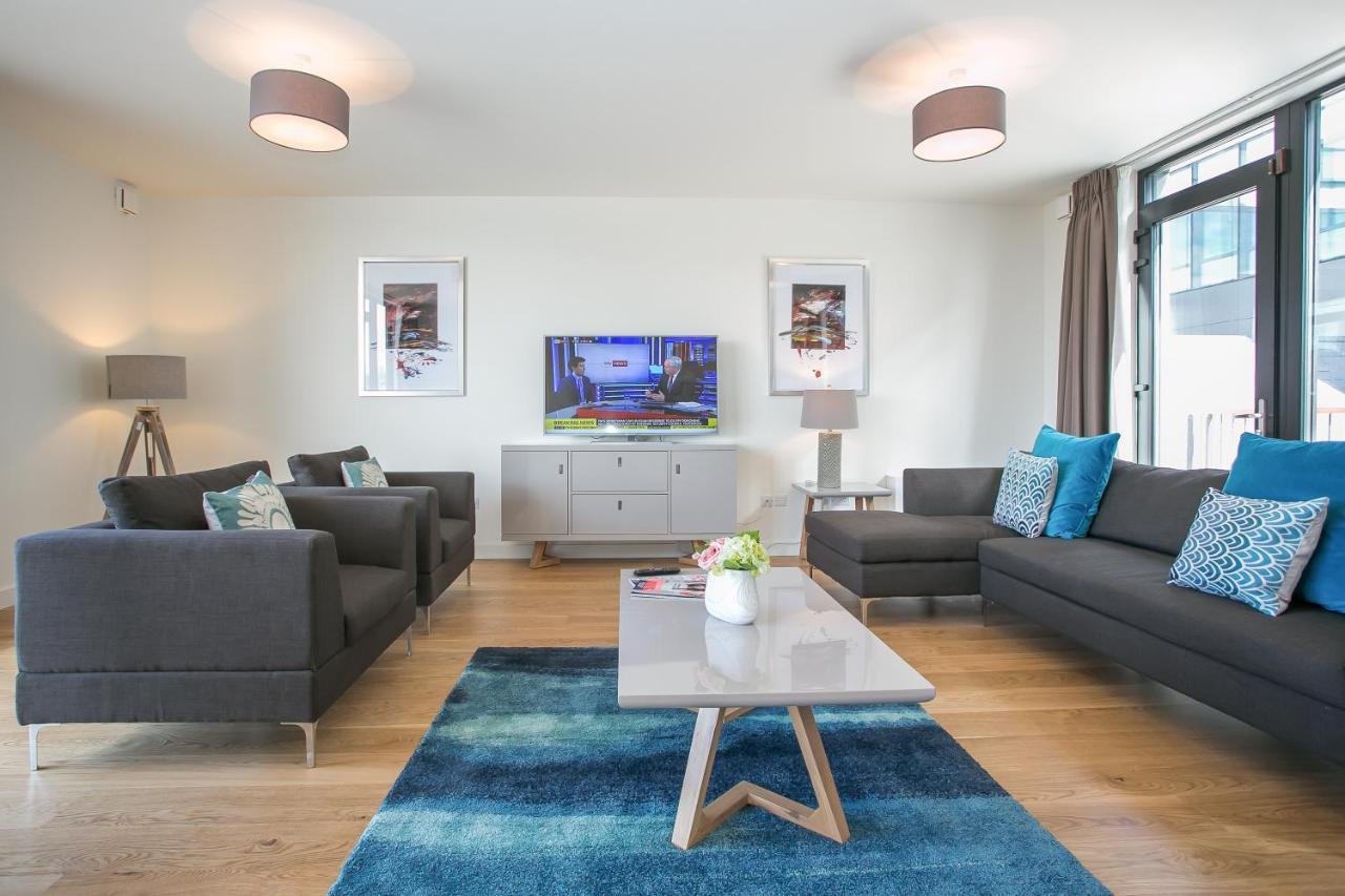 Grand Canal Square Apartments Dublin Exterior photo