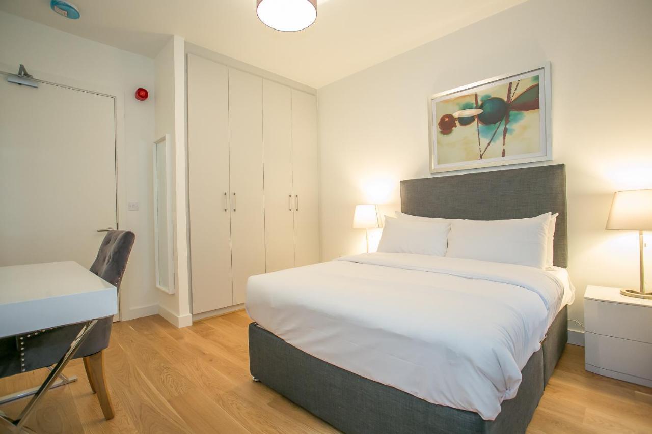 Grand Canal Square Apartments Dublin Exterior photo